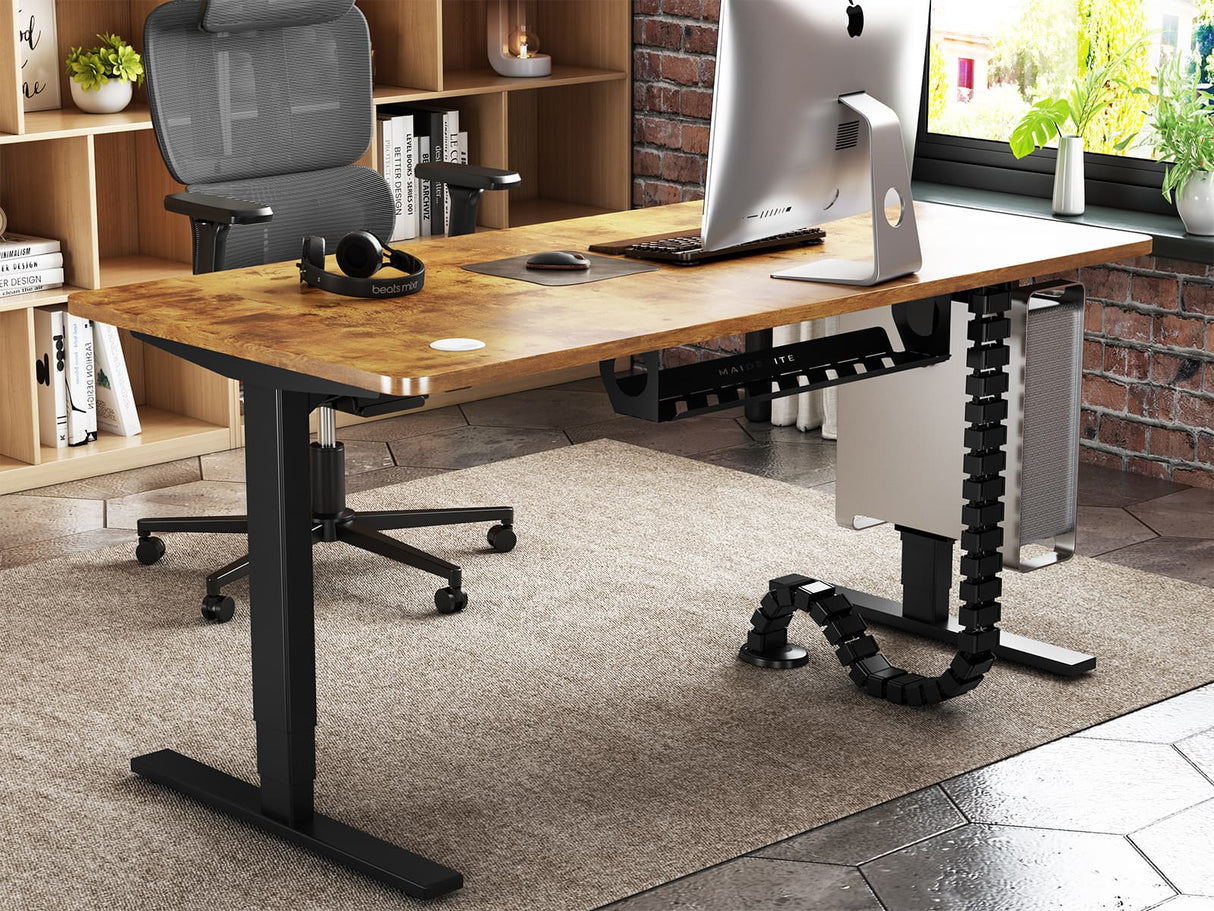 El escritorio electrico de pie Maidesite T2 Pro Plus viene con un sistema de gestión de cables para una parte superior ordenada y organizada.