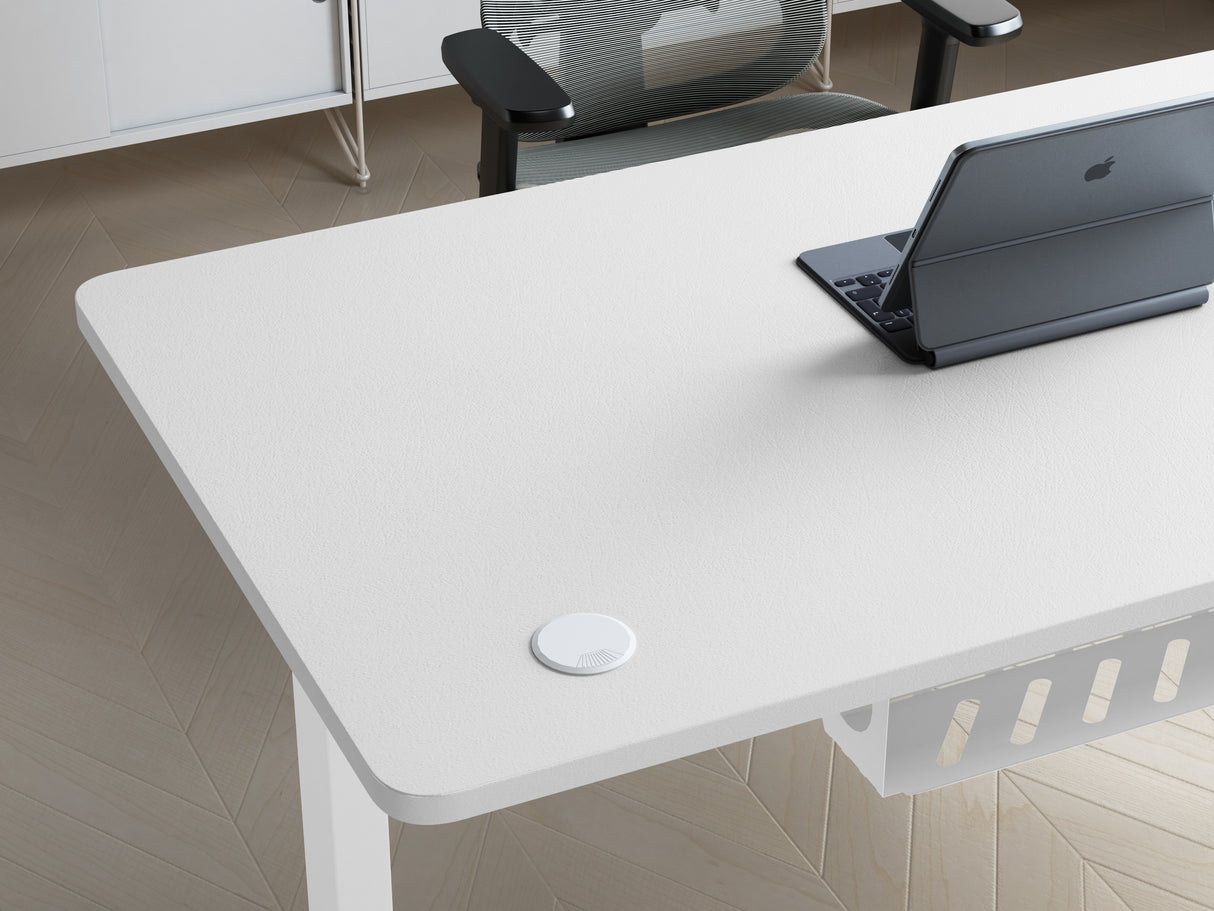 El escritorio elevable T2 Pro viene con una mesa con esquinas redondeadas para evitar lesiones accidentales a mascotas y niños