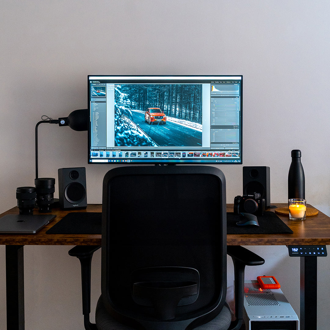 Maiesite T2 Pro Plus escritorio eléctrico de pie con marco negro superior de 140 cm T2 Pro Plus es ideal como escritorio para computadora